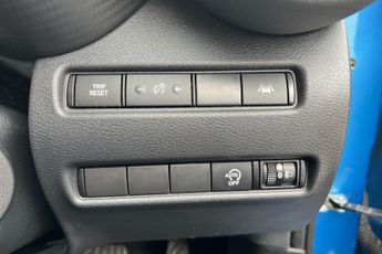 Nissan Juke 1.0 DiG-T 114 N-Connecta 5dr DCT