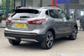 Nissan Qashqai 1.3 DiG-T 160 [157] N-Connecta 5dr DCT Glass Roof