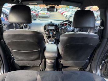 Nissan Juke 1.6 N-Connecta SUV 5dr Petrol XTRON Euro 6 (117 ps)