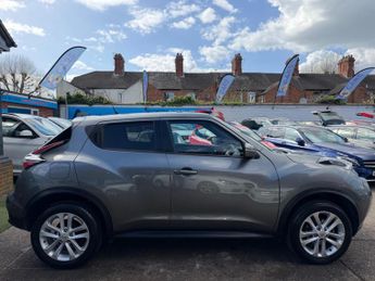 Nissan Juke 1.6 N-Connecta SUV 5dr Petrol XTRON Euro 6 (117 ps)