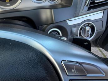 Mercedes-Benz E Class 2.1 E220 CDI BlueEfficiency Sport Cabriolet 2dr Diesel G-Tronic+
