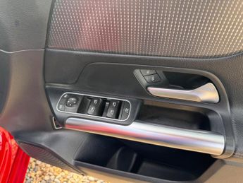 Mercedes-Benz B Class 2.0 B200d Sport 8G-DCT Euro 6 (s/s) 5dr