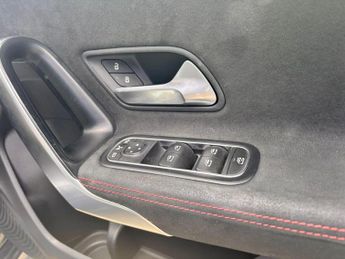 Mercedes-Benz A Class 2.0 A200d AMG Line (Executive) 8G-DCT Euro 6 (s/s) 5dr
