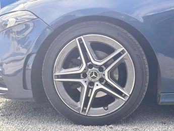 Mercedes-Benz A Class 2.0 A200d AMG Line (Executive) 8G-DCT Euro 6 (s/s) 5dr