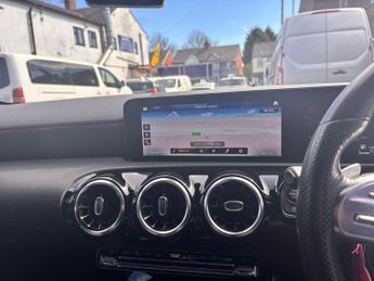 Mercedes-Benz A Class 2.0 A200d AMG Line (Executive) 8G-DCT Euro 6 (s/s) 5dr