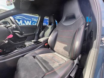Mercedes-Benz A Class 2.0 A200d AMG Line (Executive) 8G-DCT Euro 6 (s/s) 5dr