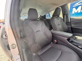 Toyota Prius 1.8 VVT-h Business Petrol Hybrid CVT