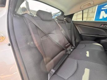 Toyota Prius 1.8 VVT-h Business Petrol Hybrid CVT