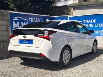 Toyota Prius 1.8 VVT-h Business Petrol Hybrid CVT