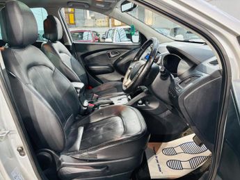 Hyundai ix35 2.0 CRDi Premium Auto 4WD Euro 5 5dr