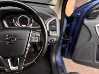 Volvo XC60 2.0 D4 SE Nav Auto Euro 6 (s/s) 5dr