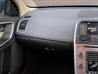 Volvo XC60 2.0 D4 SE Nav Auto Euro 6 (s/s) 5dr