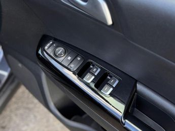 Kia Sportage 2.0 CRDi KX-3 Auto AWD Euro 6 5dr