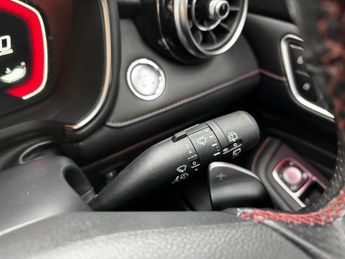 MG MG HS 1.5 T-GDI Exclusive DCT Euro 6 (s/s) 5dr