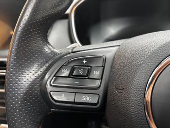 MG MG HS 1.5 T-GDI Exclusive DCT Euro 6 (s/s) 5dr