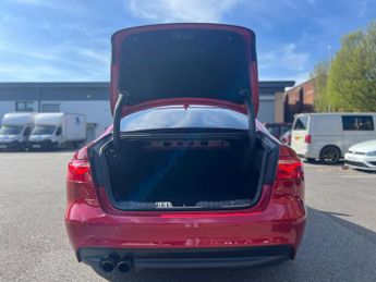 Jaguar XF 2.0d R-Sport Auto Euro 6 (s/s) 4dr