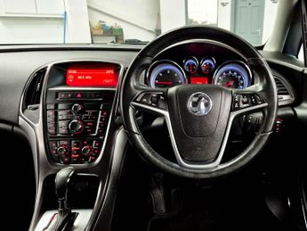 Vauxhall Astra 2.0 CDTi Elite Auto Euro 5 5dr