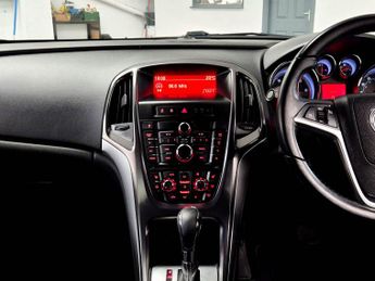 Vauxhall Astra 2.0 CDTi Elite Auto Euro 5 5dr