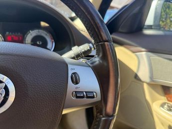 Jaguar XF 3.0d V6 Luxury Auto Euro 5 4dr