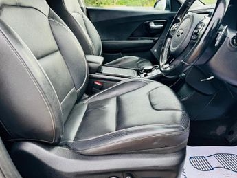 Kia Niro 64kWh First Edition Auto 5dr