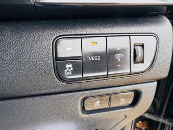 Kia Niro 64kWh First Edition Auto 5dr