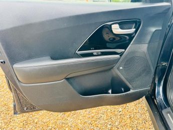 Kia Niro 64kWh First Edition Auto 5dr