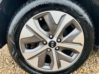 Kia Niro 64kWh First Edition Auto 5dr