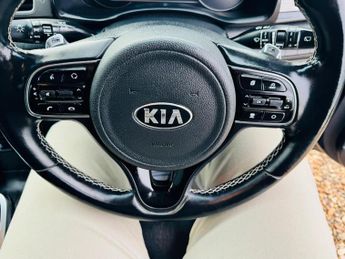 Kia Niro 64kWh First Edition Auto 5dr