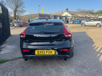 Volvo V40 1.6 D2 R-Design Euro 5 (s/s) 5dr