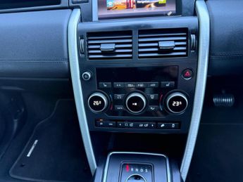 Land Rover Discovery Sport 2.0 TD4 HSE Black Auto 4WD Euro 6 (s/s) 5dr