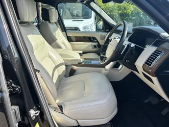 Land Rover Range Rover 3.0 TD V6 Autobiography Auto 4WD Euro 6 (s/s) 5dr