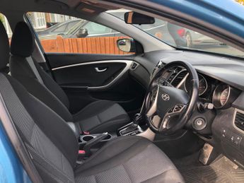 Hyundai i30 1.6 CRDi Active Auto Euro 5 5dr
