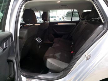 Skoda Superb 1.5 TSI ACT SE DSG Euro 6 (s/s) 5dr