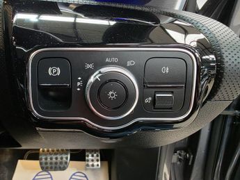 Mercedes-Benz A Class 1.3 A250e 15.6kWh AMG Line Edition (Premium) 8G-DCT Euro 6 (s/s)