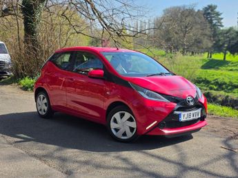 Toyota AYGO 1.0 VVT-i x-play Euro 6 5dr