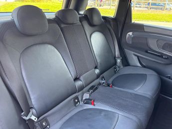 MINI Countryman 1.5 7.6kWh Cooper SE Auto ALL4 Euro 6 (s/s) 5dr