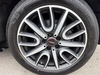 MINI Countryman 1.5 7.6kWh Cooper SE Auto ALL4 Euro 6 (s/s) 5dr
