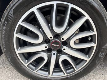 MINI Countryman 1.5 7.6kWh Cooper SE Auto ALL4 Euro 6 (s/s) 5dr