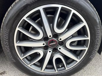 MINI Countryman 1.5 7.6kWh Cooper SE Auto ALL4 Euro 6 (s/s) 5dr