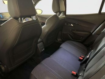 Peugeot E-2008 50kWh GT SUV 5dr Electric Auto (136 ps)
