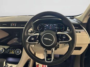 Jaguar F-PACE 2.0 D200 MHEV R-Dynamic S SUV 5dr Diesel Auto AWD Euro 6 (s/s) (