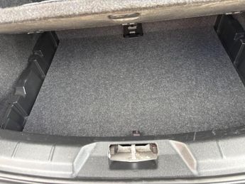 Volvo V40 1.5 T2 R-Design Edition Auto Euro 6 (s/s) 5dr