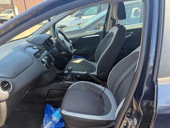 Fiat Punto 1.4 Easy Manual Euro 5 (s/s) 5dr