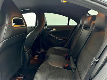 Mercedes-Benz CLA 1.6 CLA180 AMG Line Edition Coupe 7G-DCT Euro 6 (s/s) 4dr