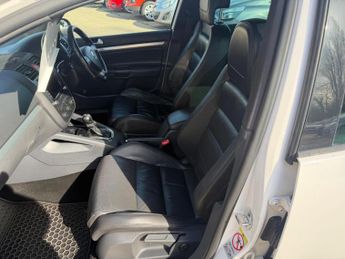 Volkswagen Golf 2.0 TFSI GTI DSG 5dr