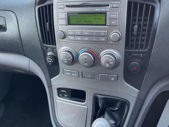 Hyundai i800 2.5 CRDi Style Euro 4 5dr