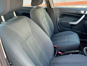 Ford Fiesta 1.25 Zetec 5dr