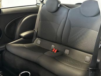 MINI Hatch 1.6 Cooper S Auto Euro 6 (s/s) 5d