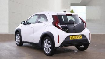Toyota Aygo X 1.0 VVT-i Pure x-shift Euro 6 (s/s) 5dr