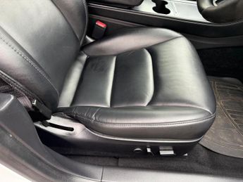 Tesla Model 3 (Dual Motor) Long Range Auto 4WDE 4dr